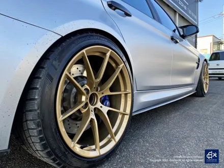 BMW F80 M3 763M 휠도색 불량 재작업 약품 박리 후 페라리 골드 유광 휠도색 / 용인 처인구