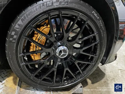 벤츠 C63 AMG 휠수리 후 블랙유광 휠도색 / 용인 처인구