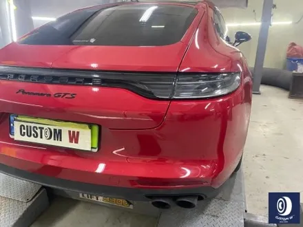 포르쉐 파나메라 GTS 21인치 투톤 스포츠 디자인 휠 상처 수리 후, 다이아몬드 커팅 복원 + 사이드 미러 손상 교체 & 리어 범퍼 손상 복원 도색 / 신품 타이어 교환까지_! / 용인 처인구