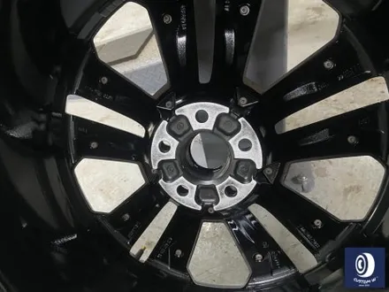 아우디 Q7 55TFSI 플라스틱 커버가 장착된 21인치 휠 블랙 유광 휠도색 + 부식 제거 후, 건메탈 그레이 캘리퍼 도색 / 용인 처인구