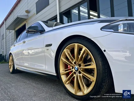 BMW F10 530d 크롬 도금 벗겨짐현상 약품 박리 제거 후 페라리 골드 휠도색 + 레드 캘리퍼 도색 / 용인 처인구