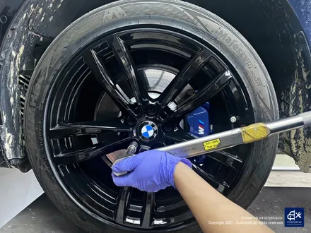BMW 730Ld 박리 후 블랙유광 휠도색 + 블루 캘리퍼 도색 / 용인 처인구