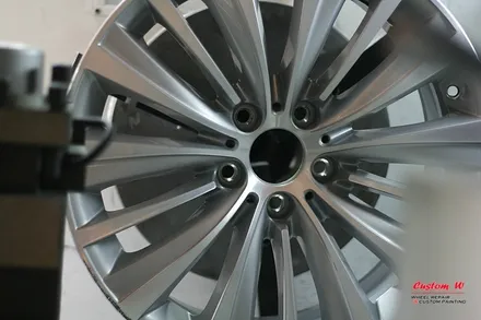 휠수리-BMW 5GT 19인치 프론트휠 1개 다이아몬드컷팅휠수리 / 용인 처인구