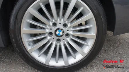 휠 1개만 다이아몬드컷팅 휠수리를 해도 다른 휠과의 이질감은 없도록 BMW 3GT 휠복원. / 용인 처인구