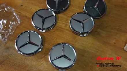 한 덩치하는 벤츠 ML63 AMG 휠수리 후 블랙유광 휠도색. / 용인 처인구