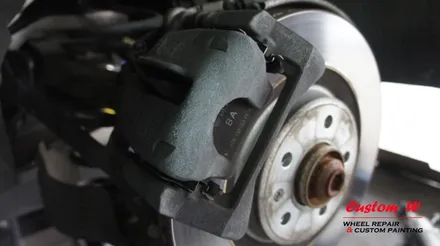 아우디 A7 55TDI 휠수리 후 고스트크롬 휠도색, S-LINE로고 블랙 캘리퍼도색. / 용인 처인구