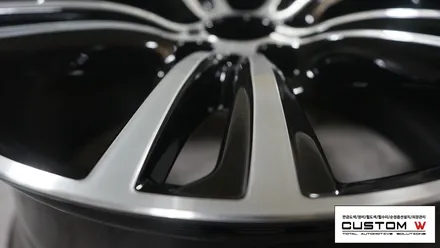 BMW 428i 순정 건메탈 폴리시 휠을 다이아몬드컷팅 휠수리를 이용해서 휠수리 하면서 블랙폴리시 휠로 멋지게 체인지! / 용인 처인구