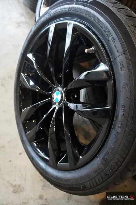 기존 고객님 1개 수리 특집 - BMW 528i, X6 휠 상처 수리 후 블랙유광 휠도색 / 용인 처인구