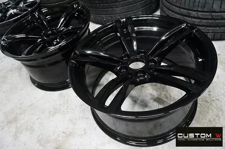 BMW M4 기존 잘못된 수리 이력으로 박리 후 블랙유광 휠도색 + 레드 캘리퍼 도색 / 용인 처인구
