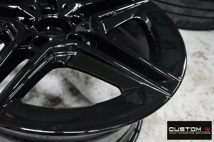 벤츠 20년 신형 CLA250 블랙유광 휠도색 + 애시드 그린(ACID GREEN) 형광 캘리퍼 도색 / 용인 처인구