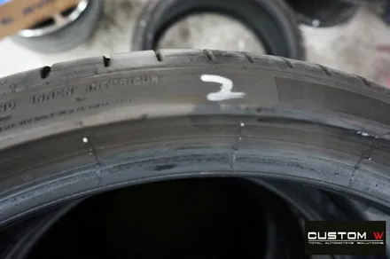 벤츠 CLS400d 휠 상처 수리 후 블랙유광 휠도색 + 레드 캘리퍼 도색 / 용인 처인구