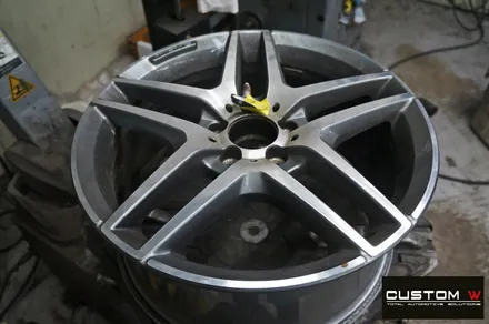 벤츠 S350d 블랙유광 휠도색 + 카본 세라믹 골드 캘리퍼 도색 / 용인 처인구