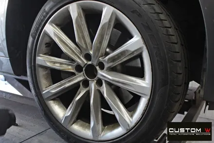 BMW G12 730Ld 휠 상처 수리 후 실버 휠복원 / 용인 처인구