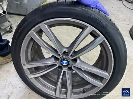 BMW G30 530i 647M 휠수리 후 블랙유광 휠도색 / 용인 처인구
