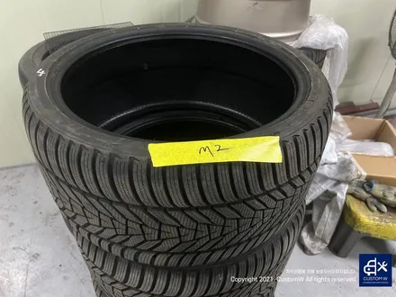 자주 입고되는 포켓 머신_! 2세대 신형  BMW G87 M2 930M 블랙 유광 휠도색 / 하이그로시 블랙 / 용인 처인구