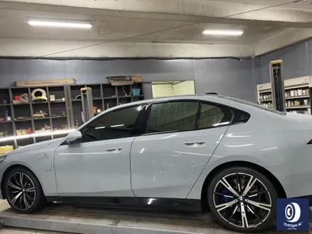 BMW 신형 5시리즈 G60 530e 휠 상처 수리 후, 다이아몬드 커팅 휠 복원 / 용인 처인구
