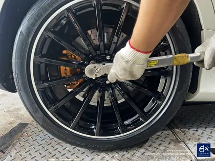 벤츠 GT43 AMG 블랙 실버 투톤 휠도색 & 카본 세라믹 골드 캘리퍼 도색 / 용인 처인구