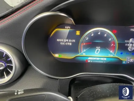벤츠 C43 AMG 휠 상처 수리 후, 다이아몬드 커팅 가공을 이용한 블랙 폴리시 투톤 휠 커스텀 도색 / 용인 처인구