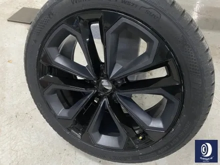아우디 Q7 55TFSI 플라스틱 커버가 장착된 21인치 휠 블랙 유광 휠도색 + 부식 제거 후, 건메탈 그레이 캘리퍼 도색 / 용인 처인구