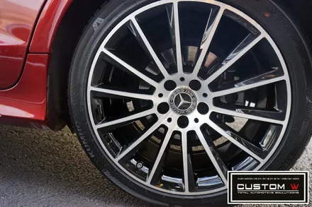 벤츠 CLS 250 상처 심한 휠 다이아몬드 컷팅 휠수리 , 운전석 리어휀더, 범퍼 판금도색 외형복원 작업까지 한번에_! 원스탑 토탈 솔루션 커스텀W / 용인 처인구