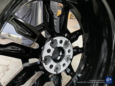 BMW i4 M50 블랙유광 휠도색 + 레드 캘리퍼도색 / 용인 처인구
