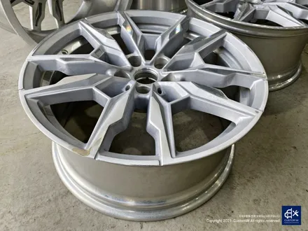 BMW i4 M50 기존 도색 제거 약품 박리 후, 블랙 폴리시 휠 + 블루 캘리퍼 도색 / 용인 처인구