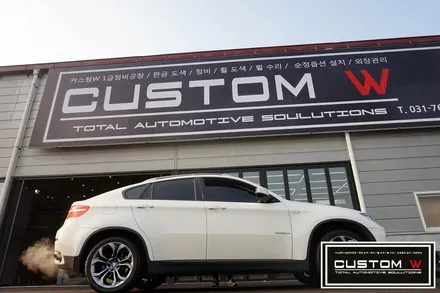 BMW X6 심각한 부식 휠,캘리퍼.! 약품박리, 부식,녹제거후 고스트 크롬 휠도색 작업.! / 용인 처인구
