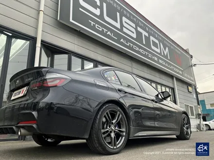 BMW F30 330i 휠수리 후 건메탈 유광 휠도색 / 용인 처인구