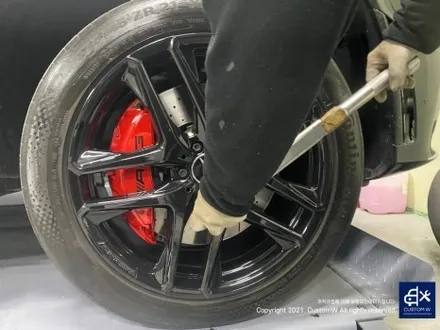 벤츠 GLE53 AMG 블랙 유광 휠도색 그리고 레드 캘리퍼 도색까지_! 완벽한 컬러 밸런스_! / 용인 처인구
