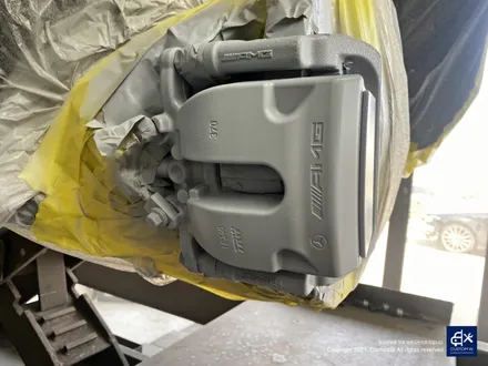 벤츠 GLE53 AMG 잘 못된 휠수리 박리 제거 후, 블랙유광 휠도색 + 레드 캘리퍼 도색 / 용인 처인구
