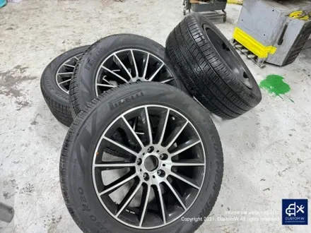 벤츠 G바겐 G400D 마차휠 블랙 실버 투톤 휠 도색 + 레드 캘리퍼 도색 (비가 와도 이상무~! 날씨와 전혀 관계없이 동일하게 작업 가능합니다) / 용인 처인구