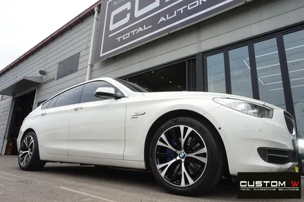 BMW 5GT 잘 못된 휠수리로 엉망이 된 휠 재작업. 다이아몬드 커팅 블랙 폴리시 휠로 재탄생 그리고  캘리퍼 도색까지.! / 용인 처인구