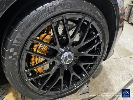 벤츠 C63 AMG 휠수리 후 블랙유광 휠도색 / 용인 처인구
