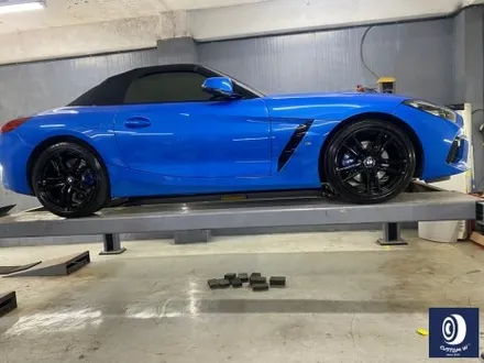 BMW G29 Z4 20i 블랙 유광 휠도색 + 블루 캘리퍼 도색 / 용인 처인구