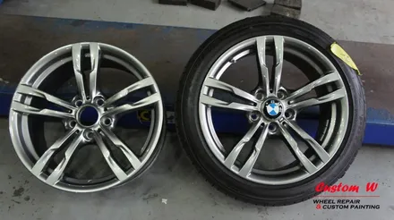 다들 작업 불가능 하다고 하여 찾아온 BMW 441M 휠_! 정확한 컬러를 맞추기 위해서는 정확한 도료를 사용해야합니다. 완벽에 가까운 휠복원! / 용인 처인구