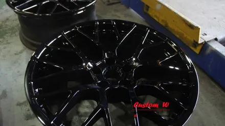 누군가의 꿈인 포르쉐 마칸! 마칸중에서도 상위모델 GTS 신차 차량의 블랙 유광 휠도색입니다. / 용인 처인구