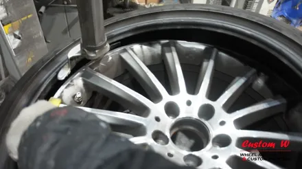 메르세데스 벤츠 W205 C220 19인치 AMG 상처난 휠 다이아몬드컷팅 휠수리, 금호 LE 스포츠 타이어교체. / 용인 처인구