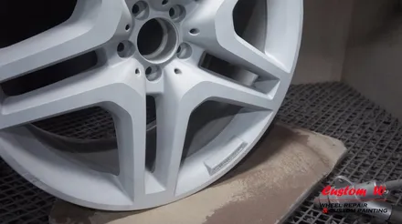 거대한 덩치의 캐나다에서 넘어온 GL 350 BLUETEC 차량의 다이아몬드컷팅 휠수리(건메탈폴리쉬로 변경) / 용인 처인구
