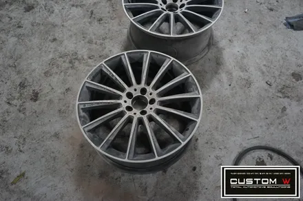 메르세데스 벤츠 GLC220d 쿠페 마차 휠 블랙유광 휠도색 + AMG 레드 캘리퍼도색. / 용인 처인구