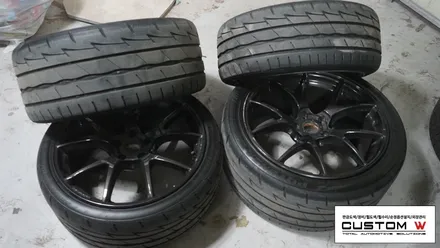 벤츠 SLK 55 AMG RAYS휠 블랙유광 휠도색, 골드 캘리퍼도색. / 용인 처인구