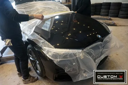 BMW G30 520D 662M 휠 블랙유광 휠도색, 레드 캘리퍼도색 / 분당 용인 수입차 BMW 휠도색,캘리퍼도색 커스텀W / 용인 처인구