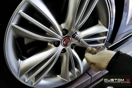 재규어 XJL 하이퍼 실버 휠 도색 / 용인 처인구