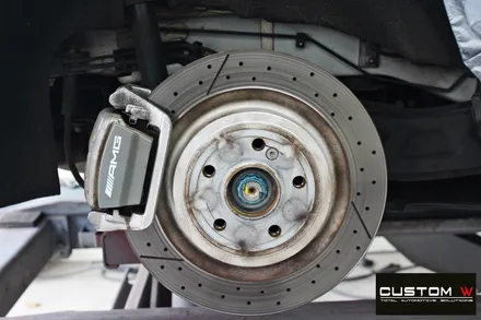 벤츠 A45 AMG 무광 블랙실버 투톤 휠 + 골드 캘리퍼 도색 / 용인 처인구