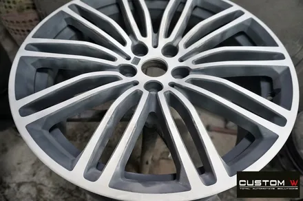 BMW G30 520d 신차 664M 블랙유광 휠도색 + 블루 캘리퍼 도색 / 용인 처인구