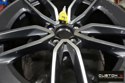 벤츠 E53 AMG  블랙 실버 유광 투톤 휠도색 + 레드 캘리퍼 도색 / 용인 처인구