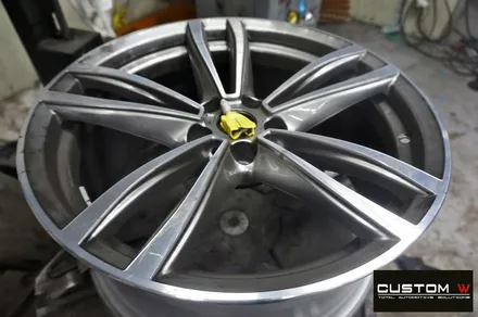 BMW 6GT 630d 19인치 블랙유광 휠도색 / 용인 처인구