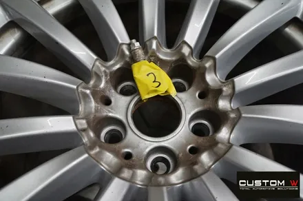 BMW G12 730Ld 휠 상처 수리 후 실버 휠복원 / 용인 처인구