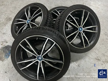 BMW G20 330e 상처가 많은 19인치 휠수리 후, 사틴 블랙 (aka. 맷블랙 MATT BLACK / 무광 블랙) 휠도색 / 용인 처인구