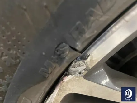 BMW G30 530i 664M 휠 상처 수리 후, 다이아몬드 커팅 복원 (feat. 손상된 타이어도 신품으로 교환 장착까지_!) / 용인 처인구