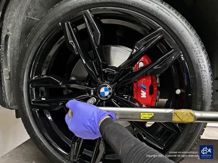 BMW X4 M40i 휠수리 후 블랙유광 휠도색 + 레드 캘리퍼 도색 / 용인 처인구
